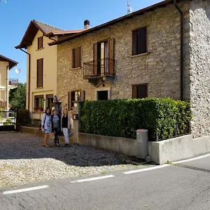 Casa Carloni Casa vacanze Lanzo dʼIntelvi